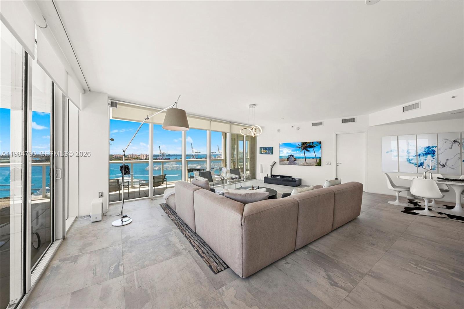 450 Alton Rd #1507, Miami Beach FL 33139