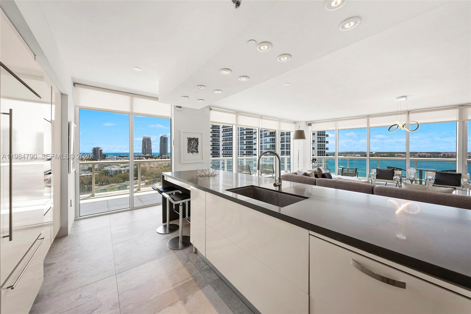 450 Alton Rd #1507, Miami Beach FL 33139