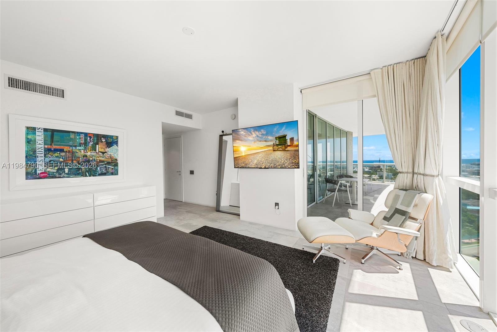 450 Alton Rd #1507, Miami Beach FL 33139