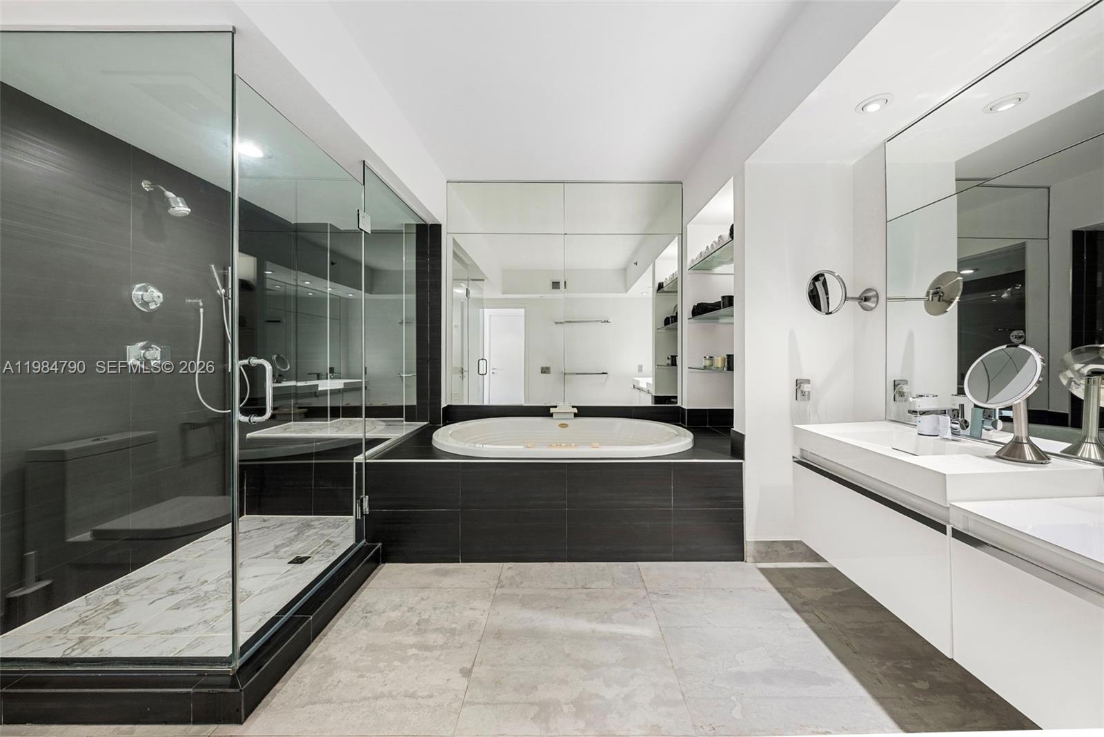 450 Alton Rd #1507, Miami Beach FL 33139
