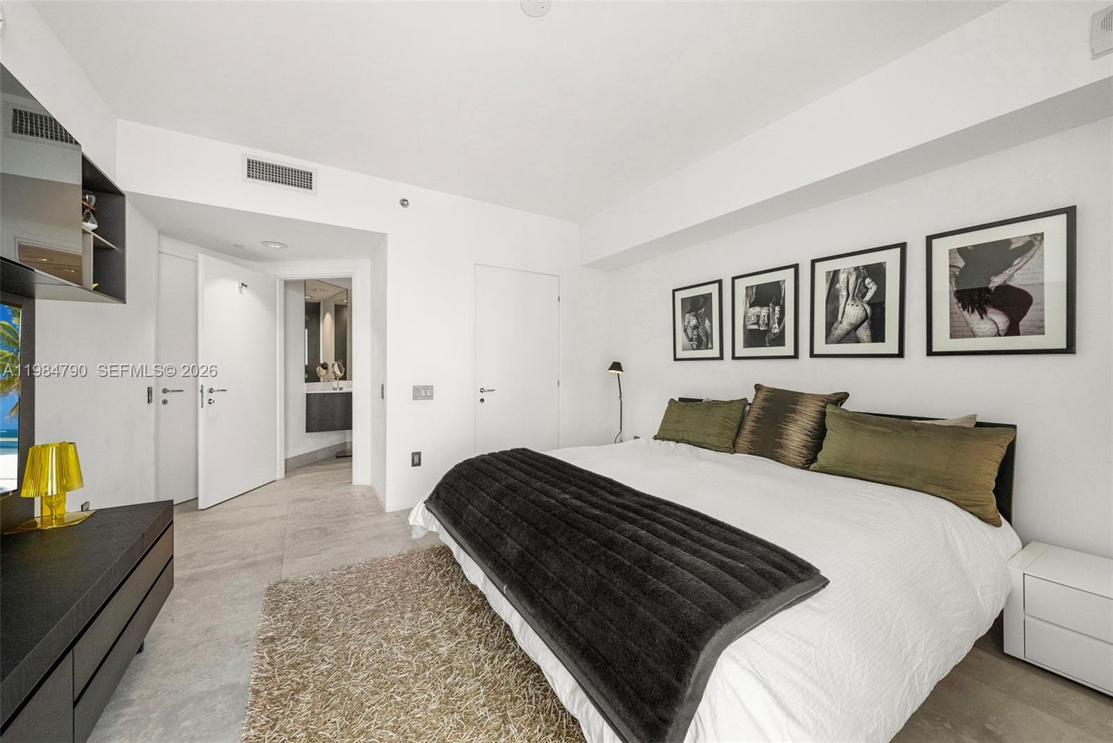 450 Alton Rd #1507, Miami Beach FL 33139