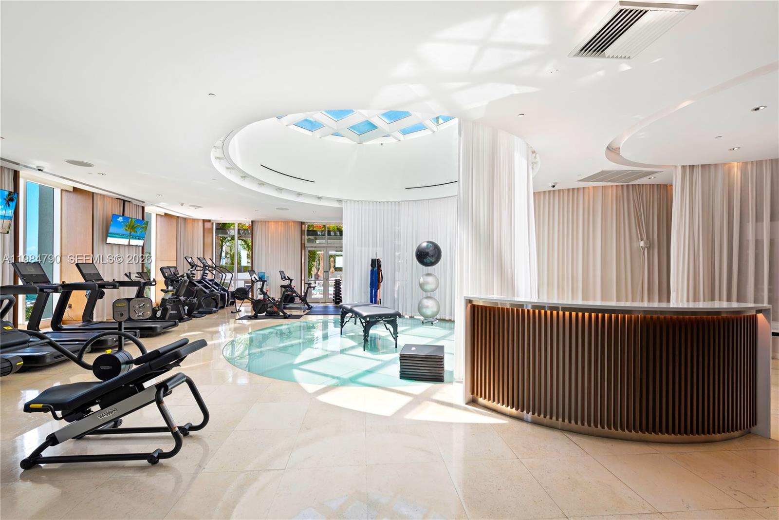 450 Alton Rd #1507, Miami Beach FL 33139