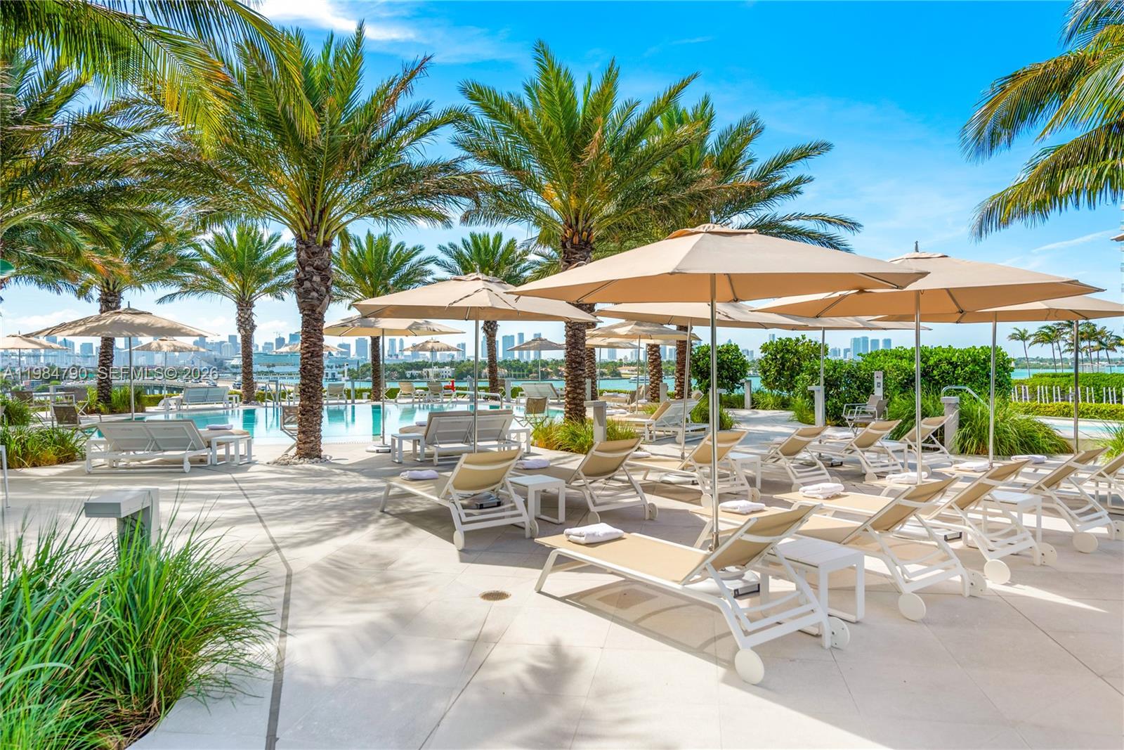 450 Alton Rd #1507, Miami Beach FL 33139