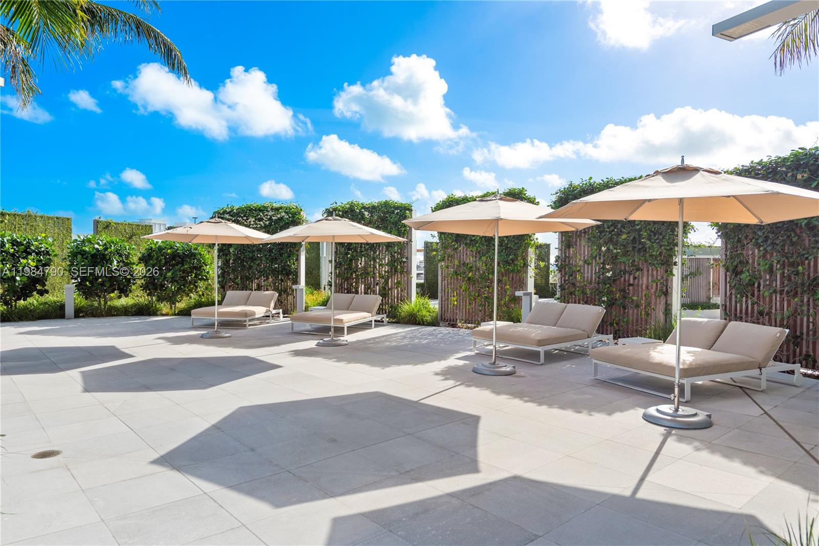 450 Alton Rd #1507, Miami Beach FL 33139