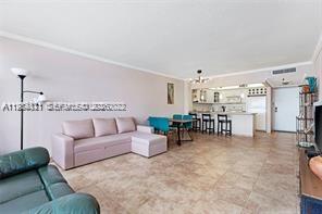 Hollywood FL 33019 - A11984811
