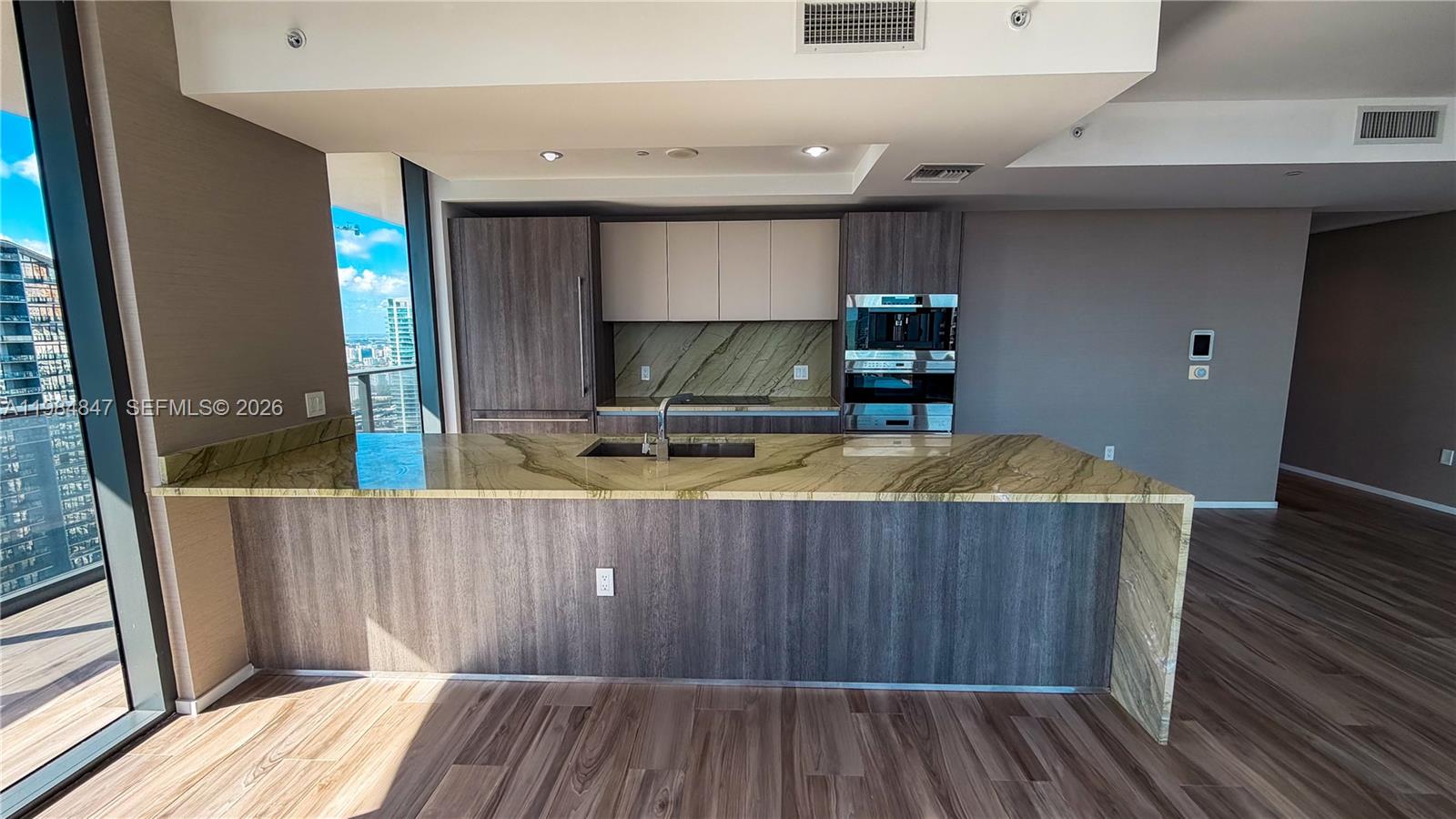 801 S Miami Ave #4501, Miami FL 33130