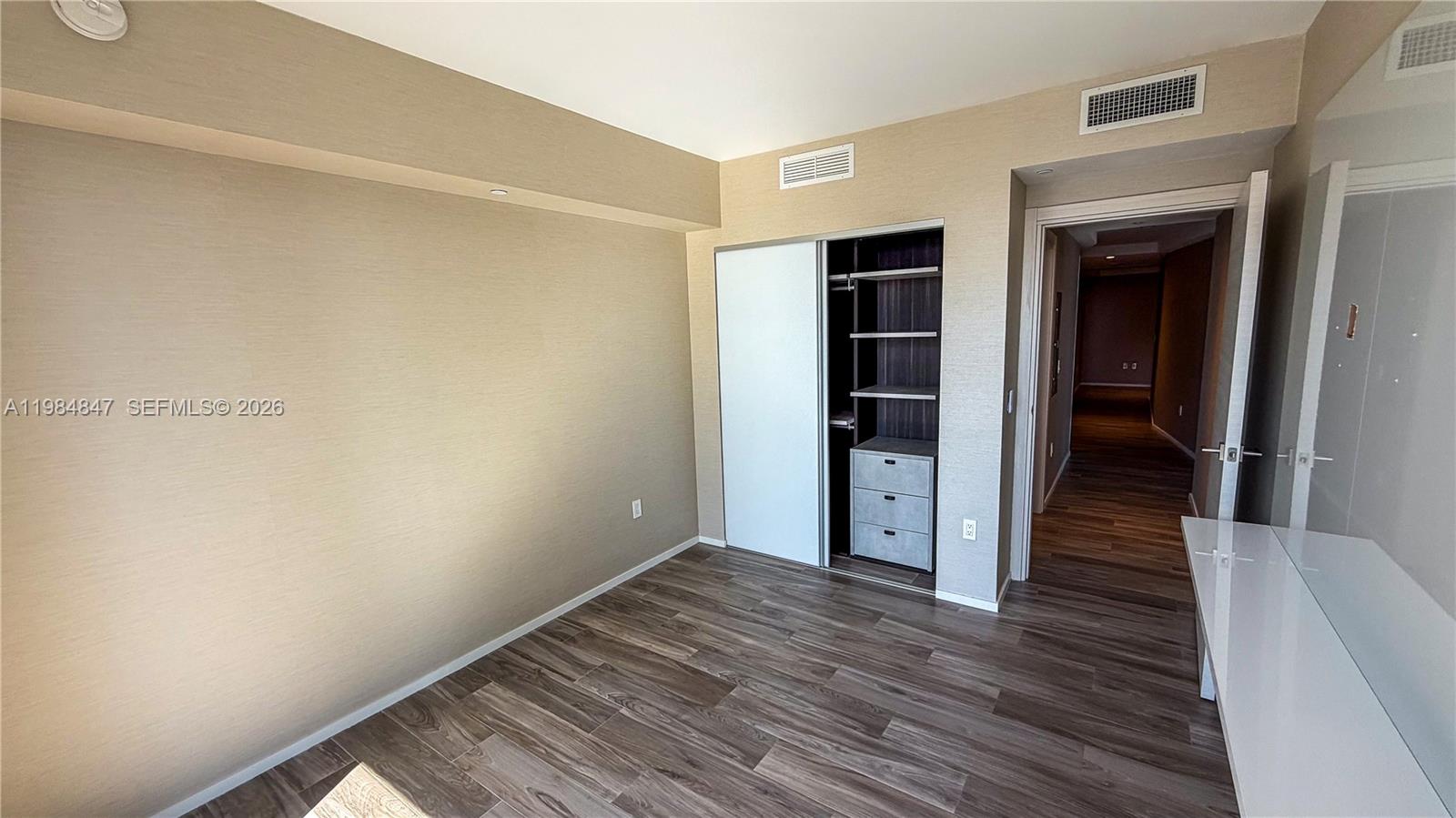 801 S Miami Ave #4501, Miami FL 33130