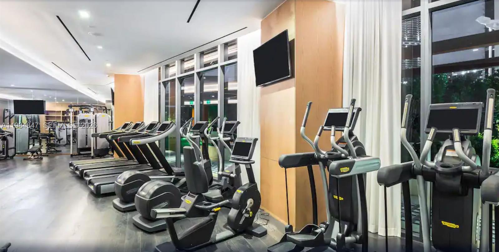 801 S Miami Ave #4501, Miami FL 33130