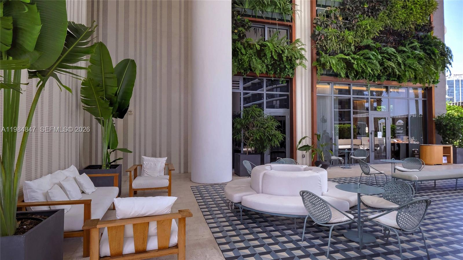 801 S Miami Ave #4501, Miami FL 33130