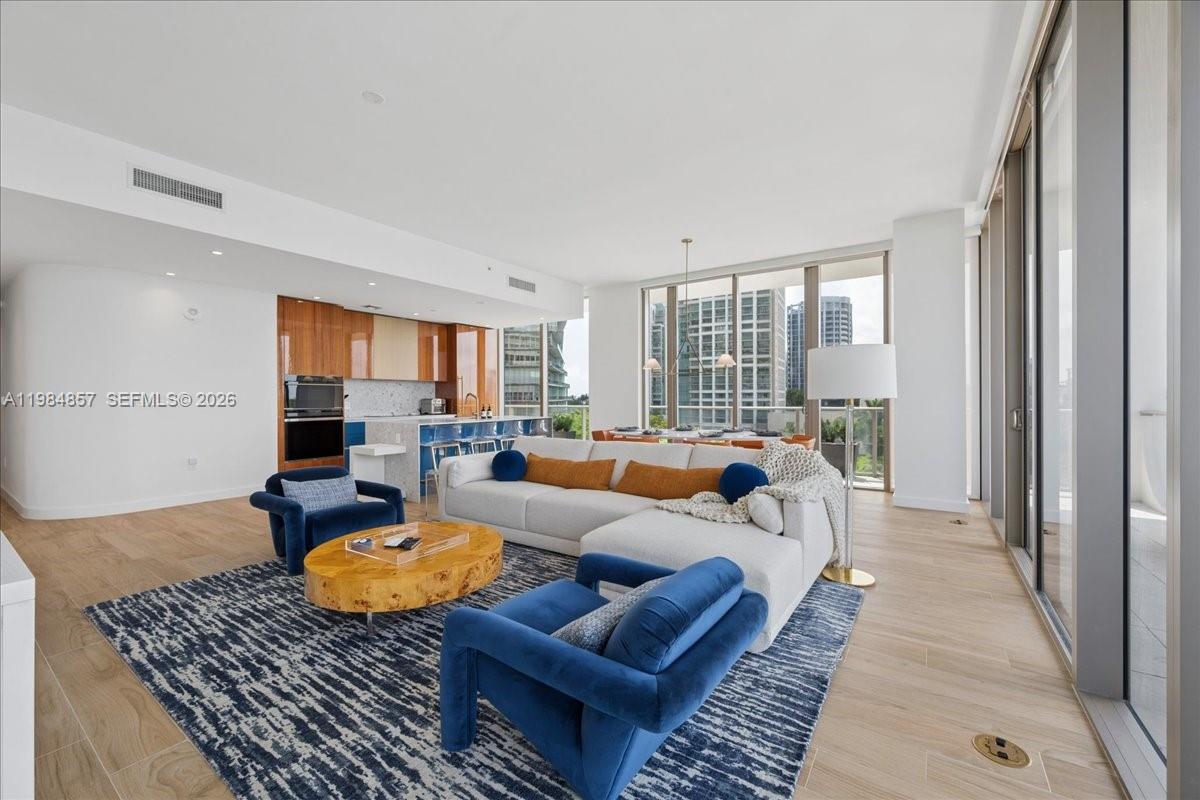 2678 Tigertail Ave #501, Miami FL 33133