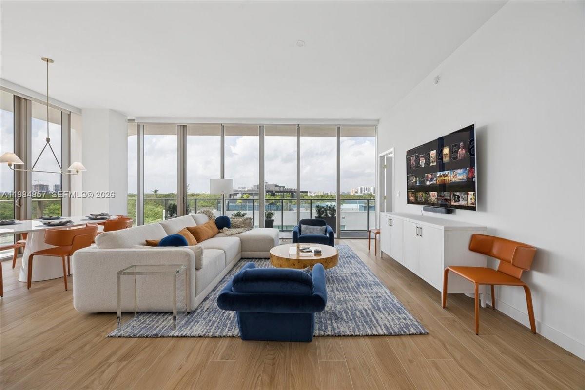 2678 Tigertail Ave #501, Miami FL 33133