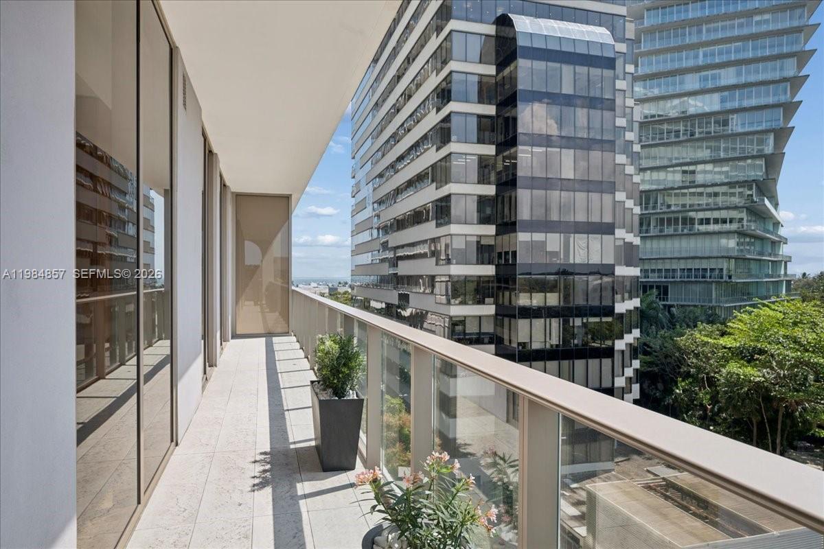 2678 Tigertail Ave #501, Miami FL 33133