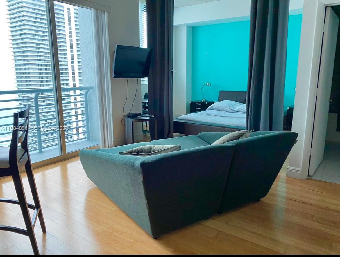 133 NE 2nd Ave #3410, Miami FL 33132