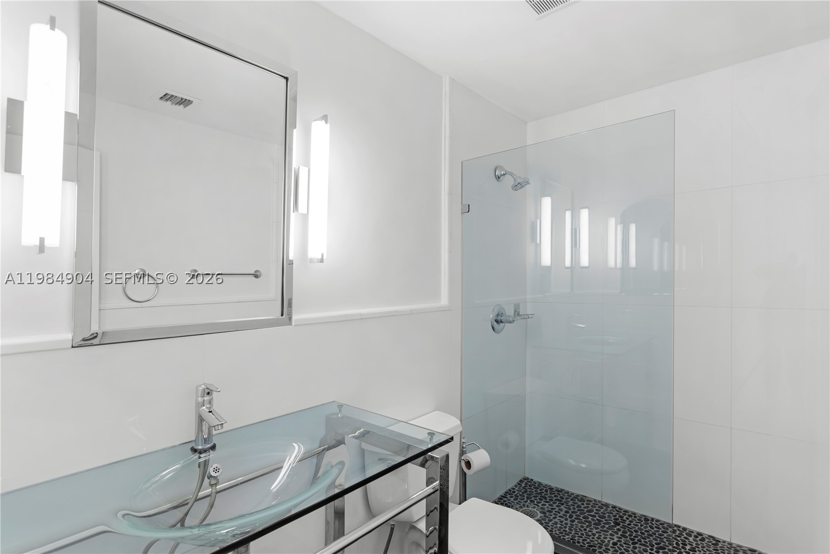 1000 Venetian Way #303, Miami FL 33139