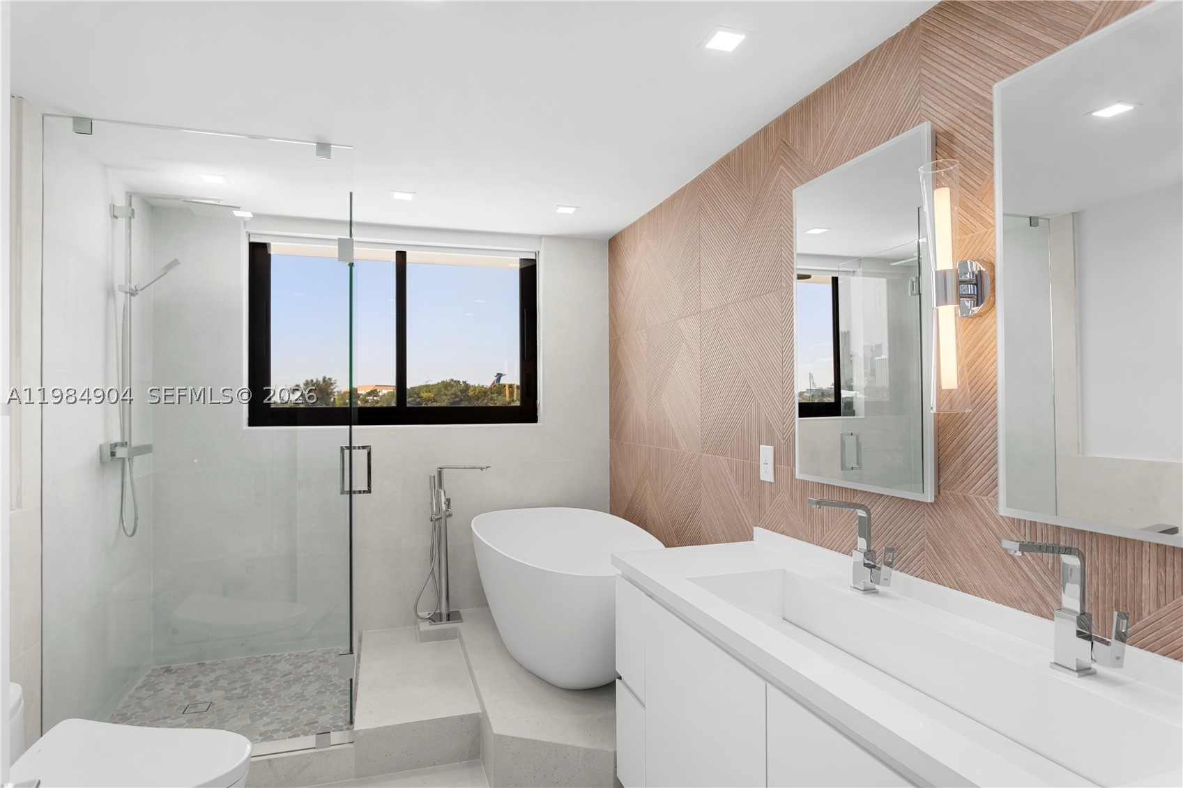 1000 Venetian Way #303, Miami FL 33139