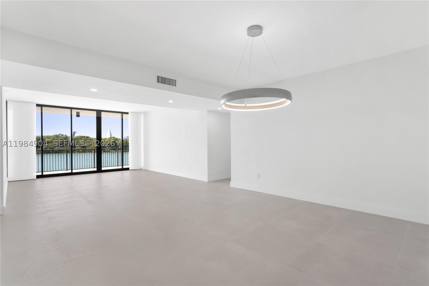 1000 Venetian Way #303, Miami FL 33139