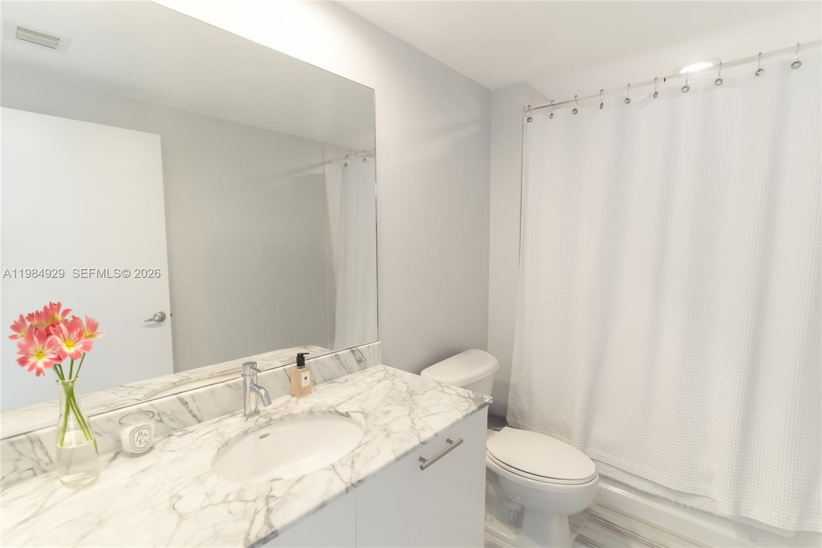 951 Brickell Ave #2902, Miami FL 33131
