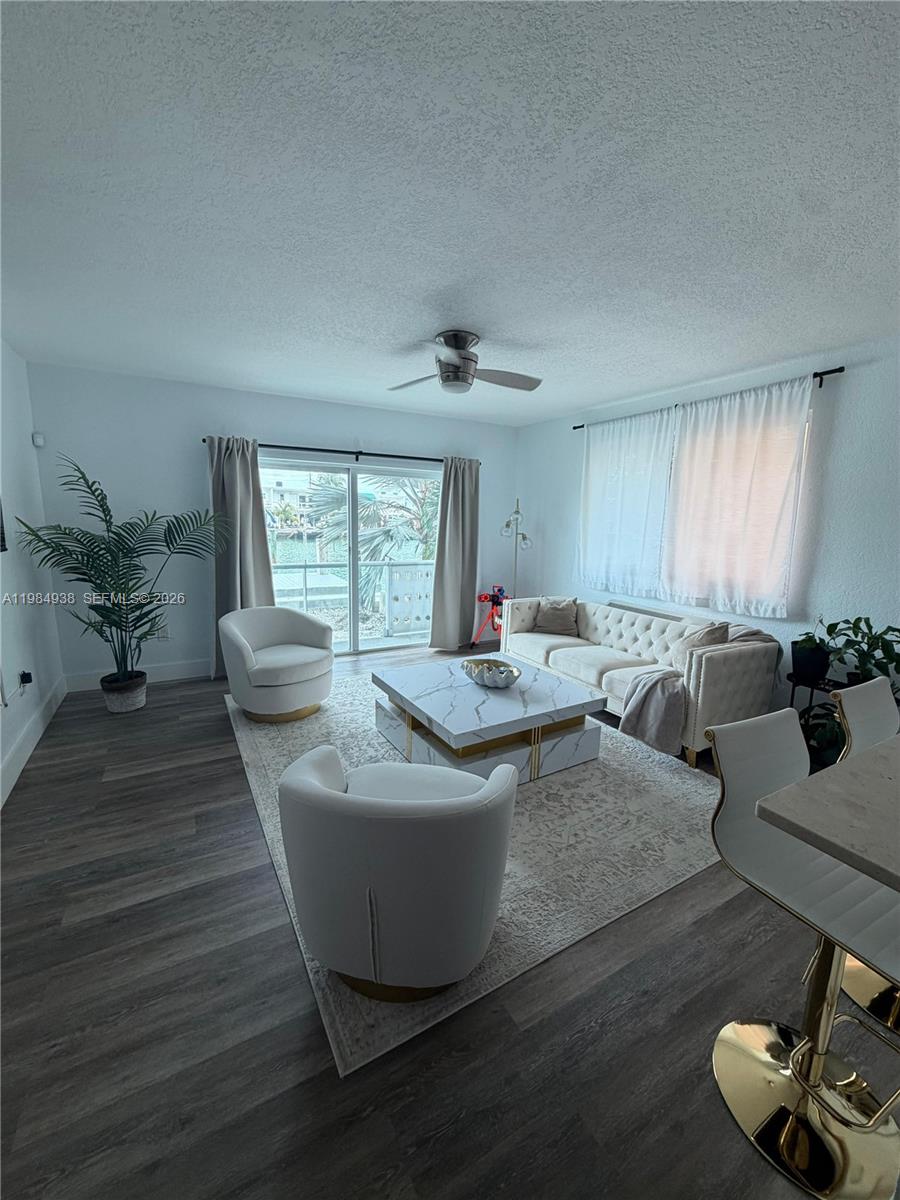 7171 Bay Dr #5, Miami Beach FL 33141