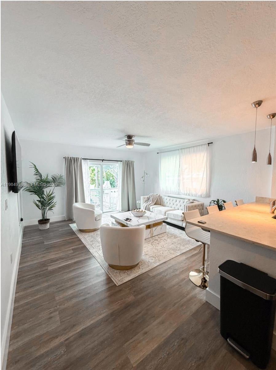 7171 Bay Dr #5, Miami Beach FL 33141