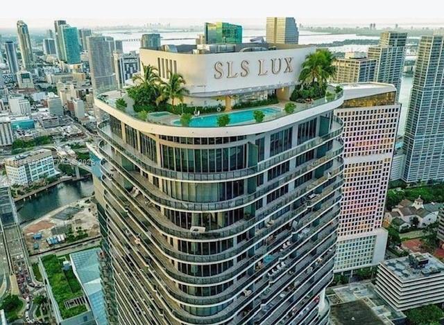 801 S Miami Ave #1710, Miami FL 33130