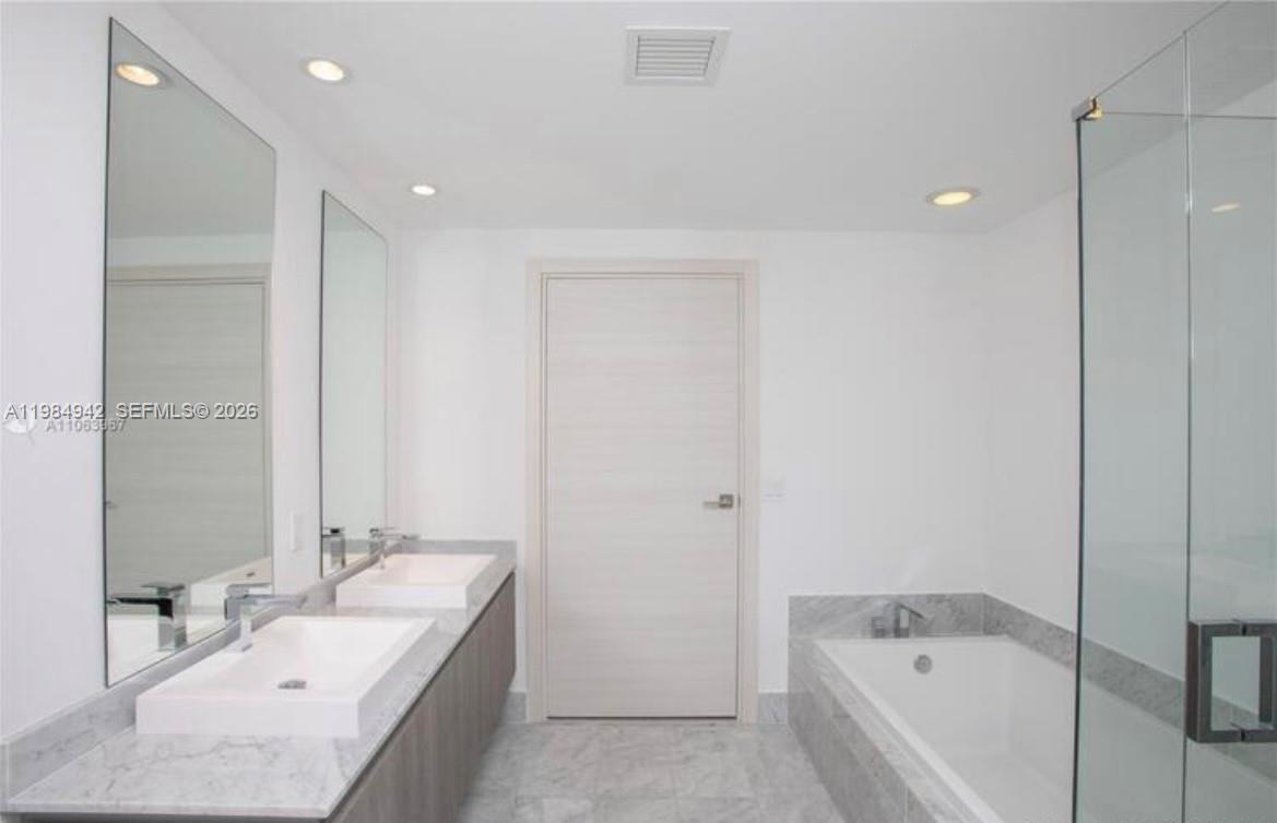 801 S Miami Ave #1710, Miami FL 33130