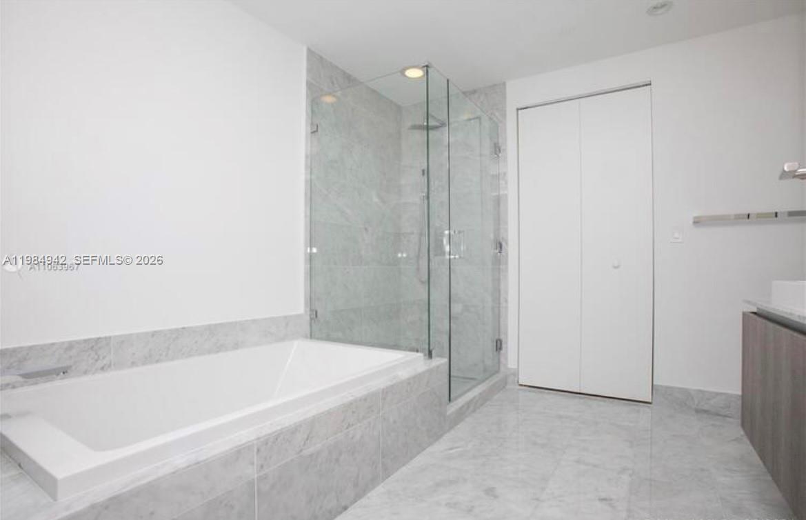 801 S Miami Ave #1710, Miami FL 33130