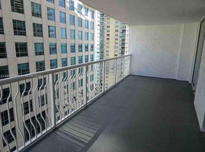 1200 Brickell Bay Dr #2618, Miami FL 33131