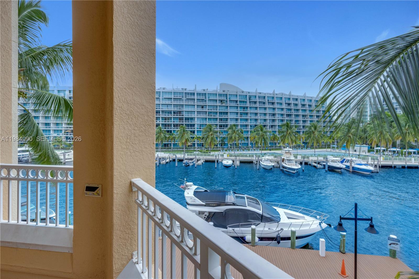 3001 NE 185th St #317, Aventura FL 33180