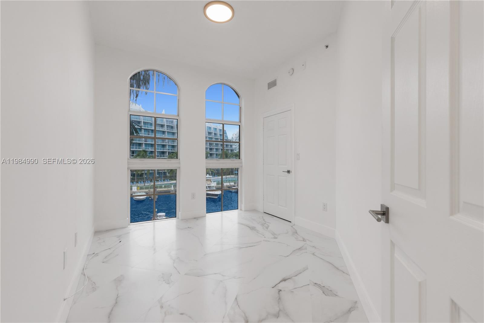 3001 NE 185th St #317, Aventura FL 33180