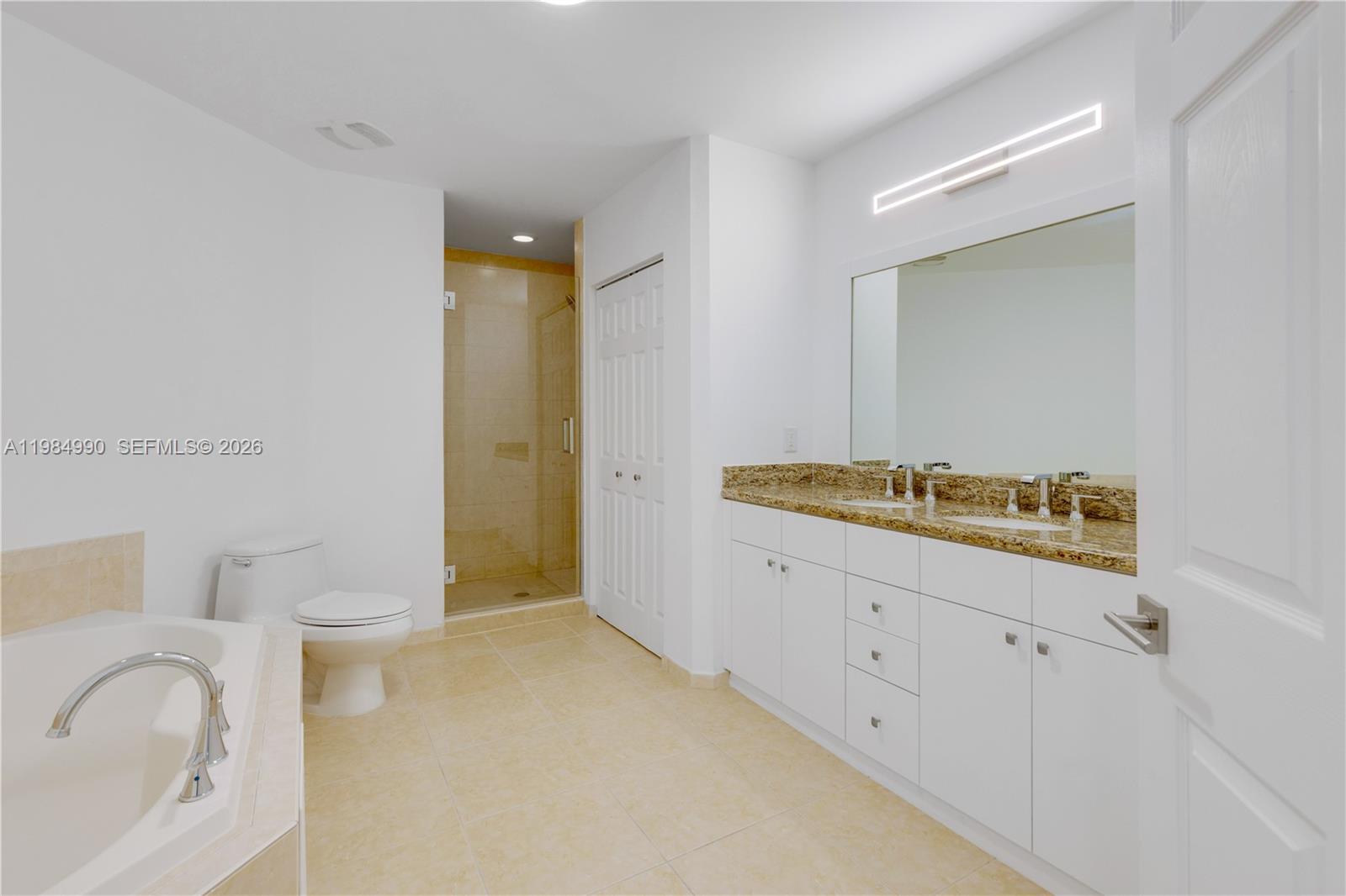 3001 NE 185th St #317, Aventura FL 33180