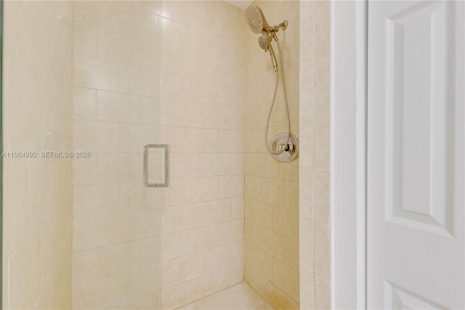 3001 NE 185th St #317, Aventura FL 33180