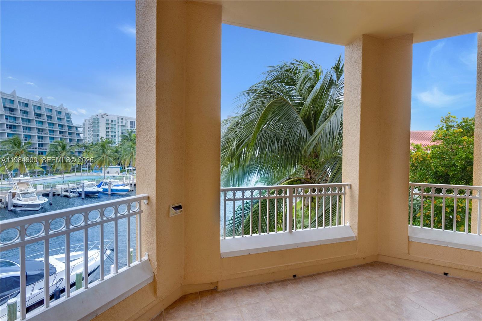 3001 NE 185th St #317, Aventura FL 33180