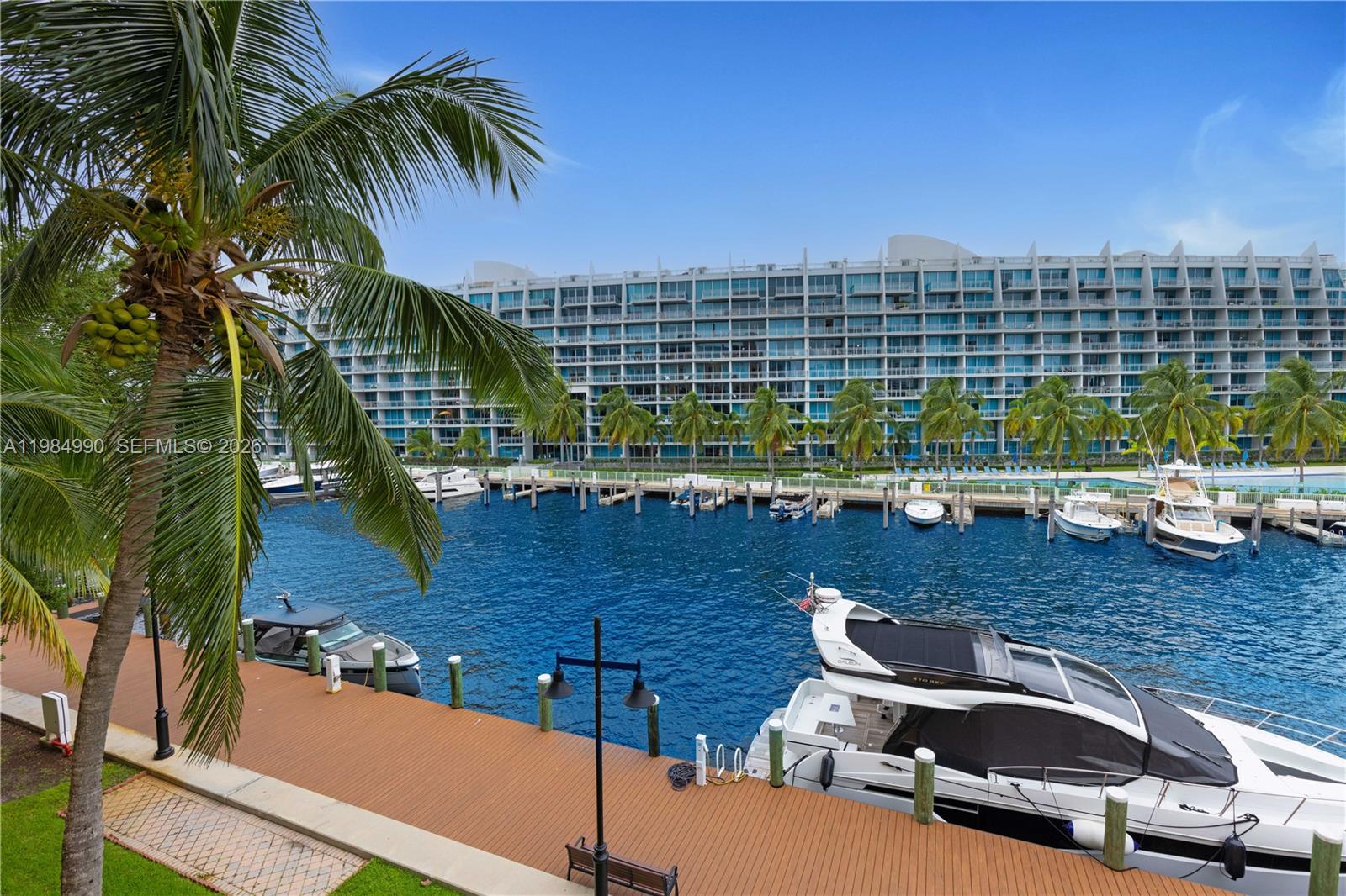 3001 NE 185th St #317, Aventura FL 33180