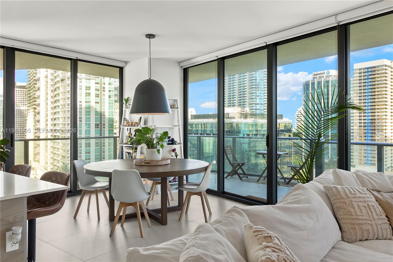 1300 S Miami Ave #2001, Miami FL 33130