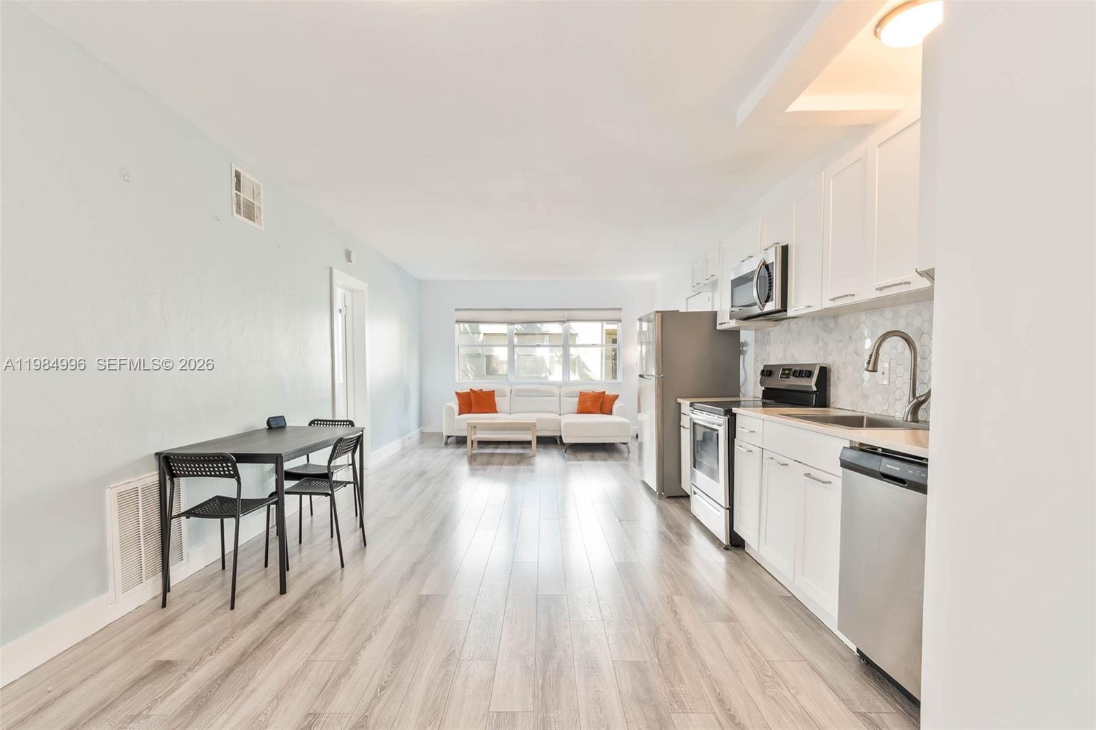 1275 Marseille Dr #35, Miami Beach FL 33141