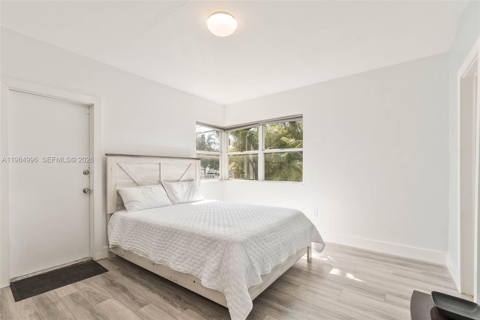 1275 Marseille Dr #35, Miami Beach FL 33141