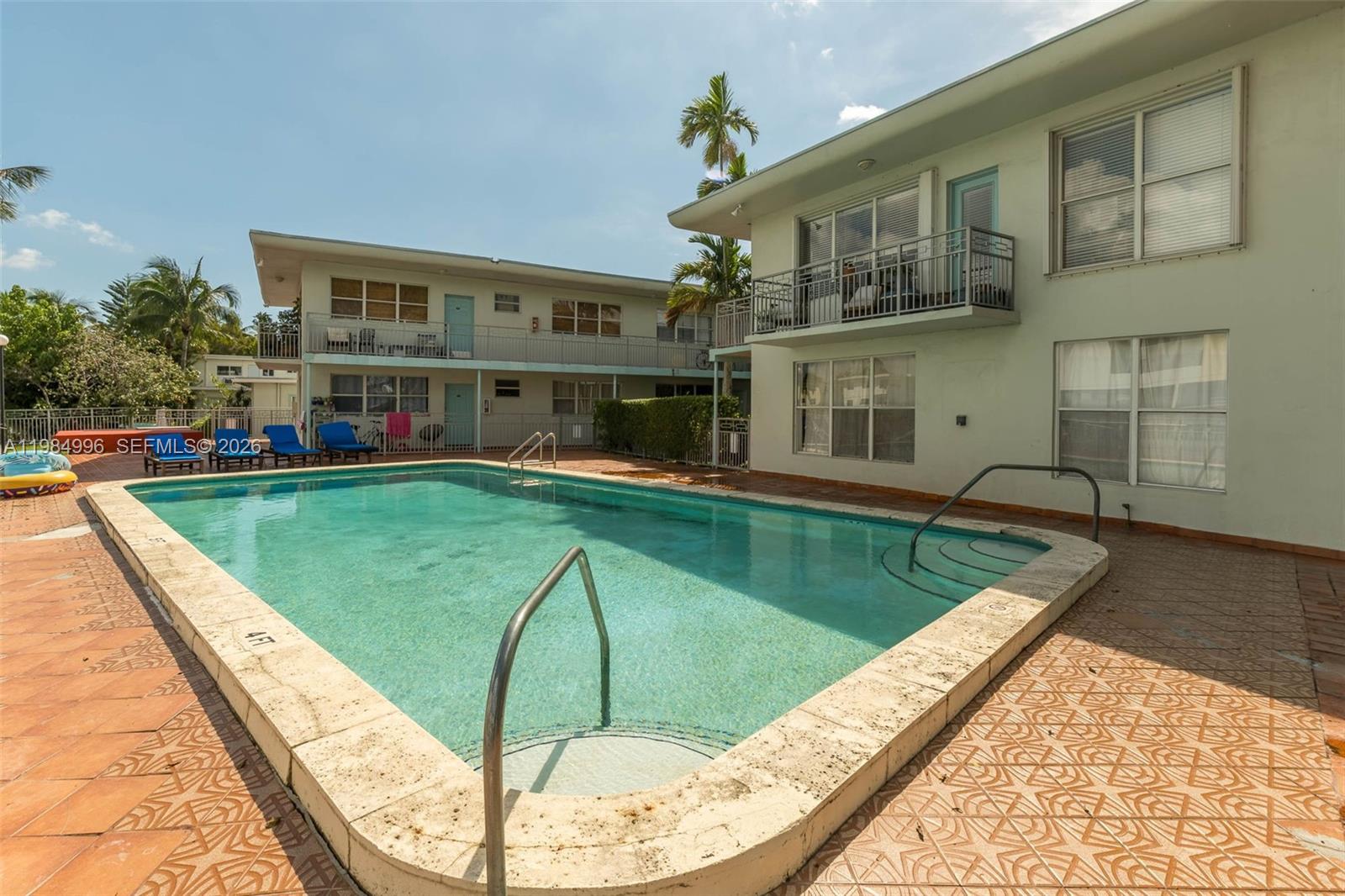 1275 Marseille Dr #35, Miami Beach FL 33141