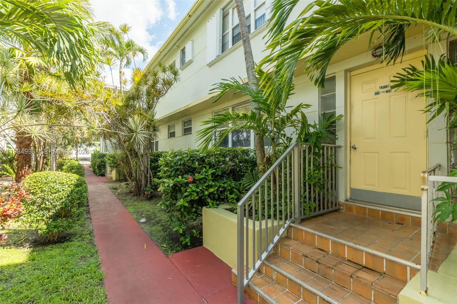 1275 Marseille Dr #35, Miami Beach FL 33141