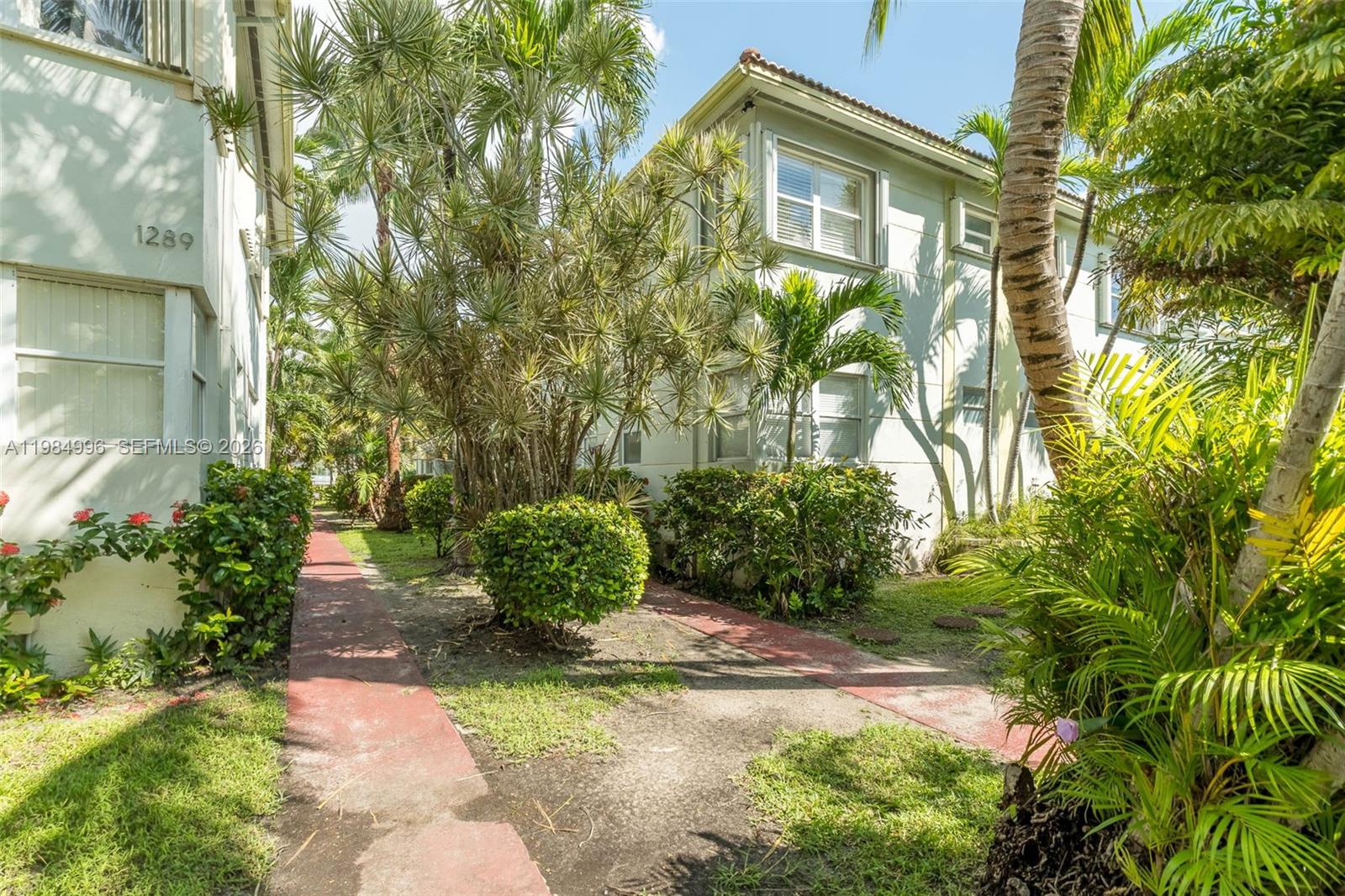 1275 Marseille Dr #35, Miami Beach FL 33141