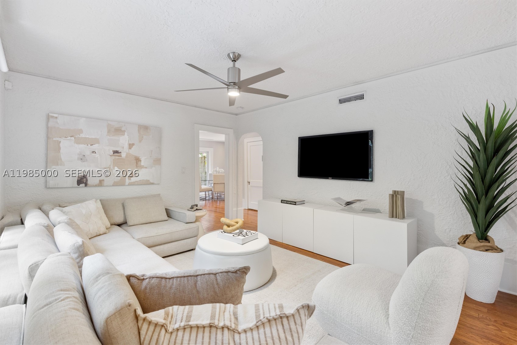 1147 Sorolla Ave, Coral Gables FL 33134