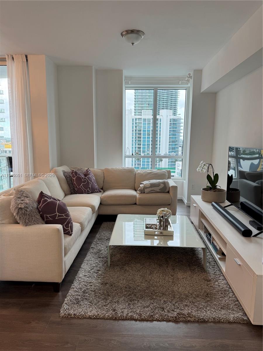 601 NE 27th St #1603, Miami FL 33137
