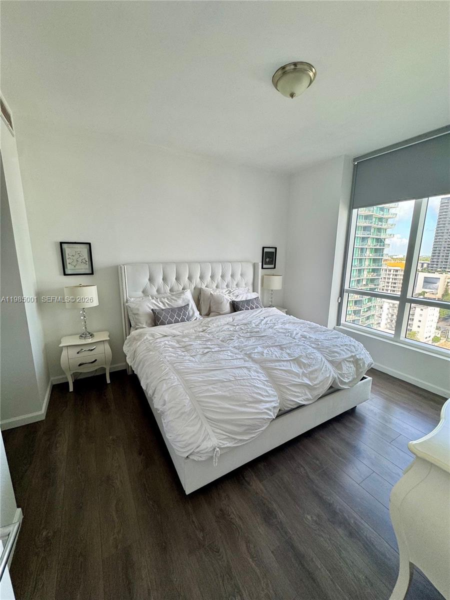601 NE 27th St #1603, Miami FL 33137
