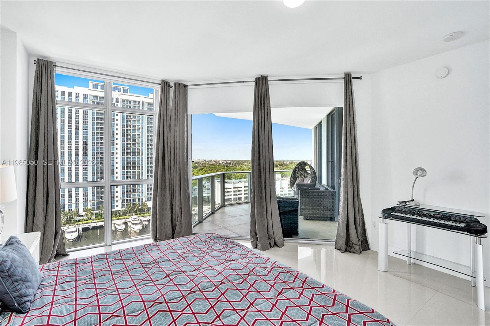 17301 Biscayne Blvd #1207, North Miami Beach FL 33160