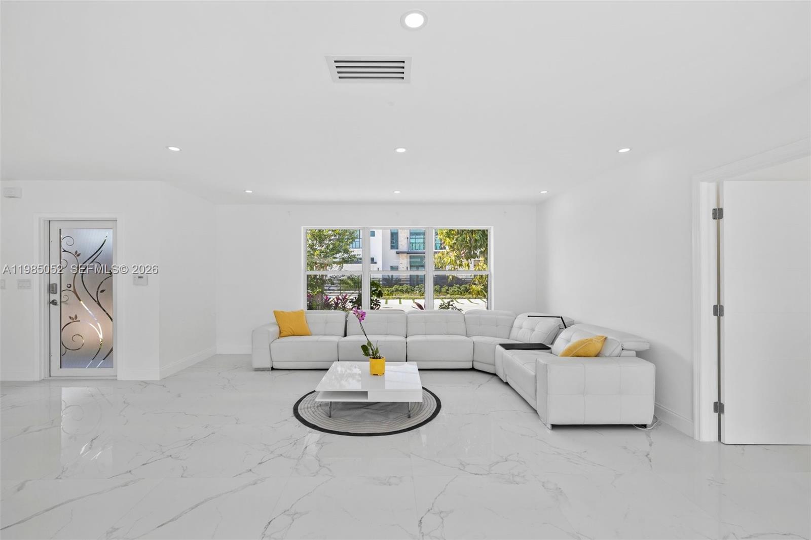 2816 NE 35th St, Fort Lauderdale FL 33306