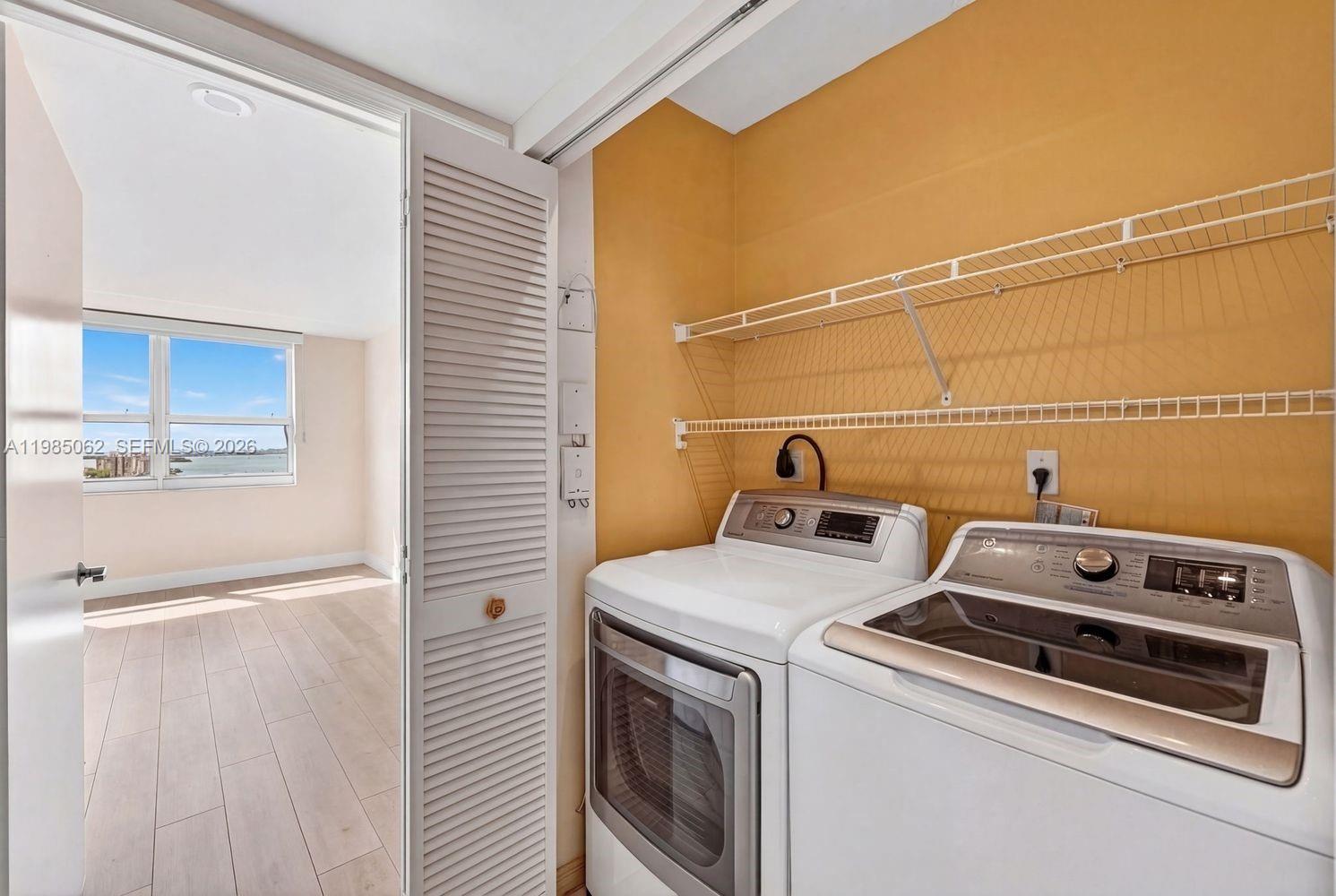 90 Alton Rd #1810, Miami Beach FL 33139