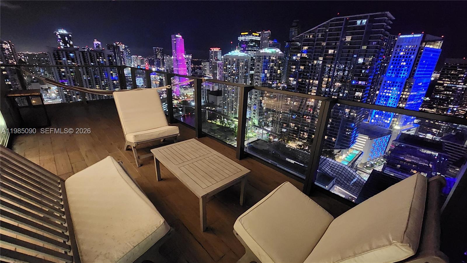 88 SW 7th St #3511, Miami FL 33130