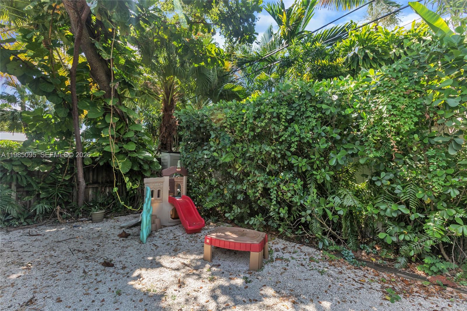 776 NE 74th St #0, Miami FL 33138