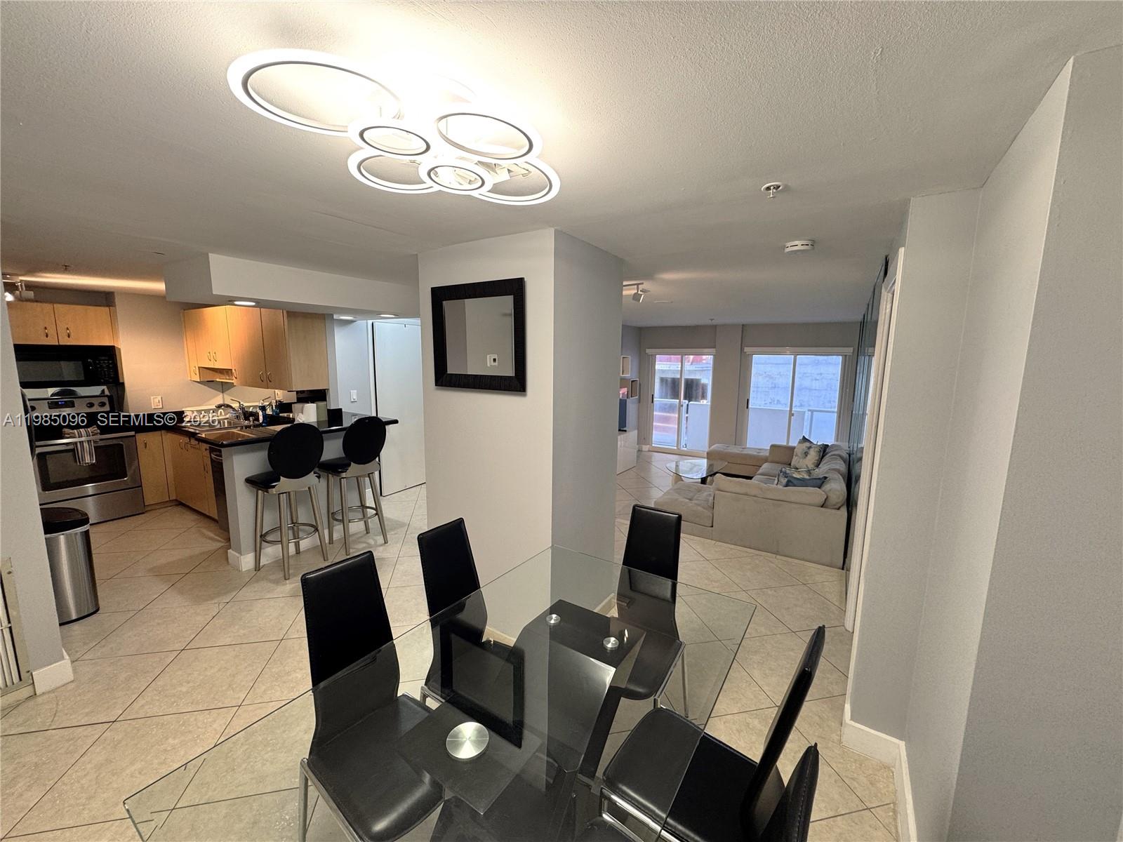 9195 Collins Ave #PH4, Surfside FL 33154