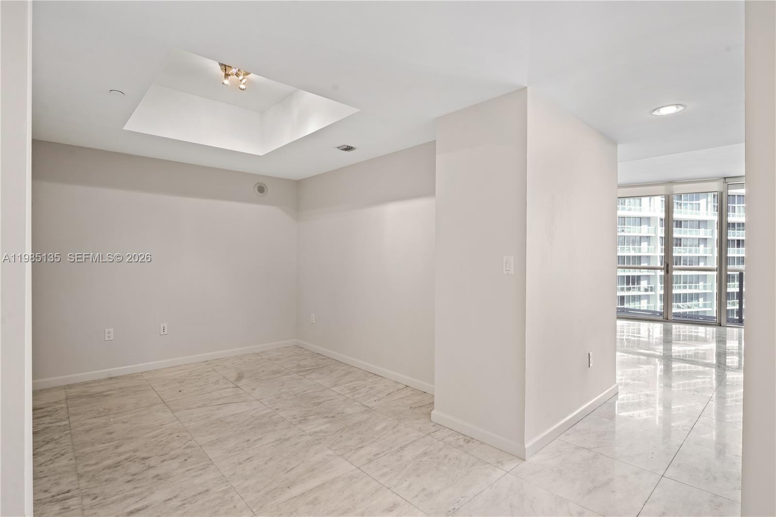 495 Brickell Ave #3904, Miami FL 33131
