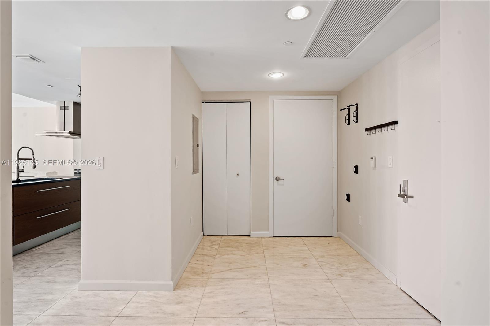 495 Brickell Ave #3904, Miami FL 33131